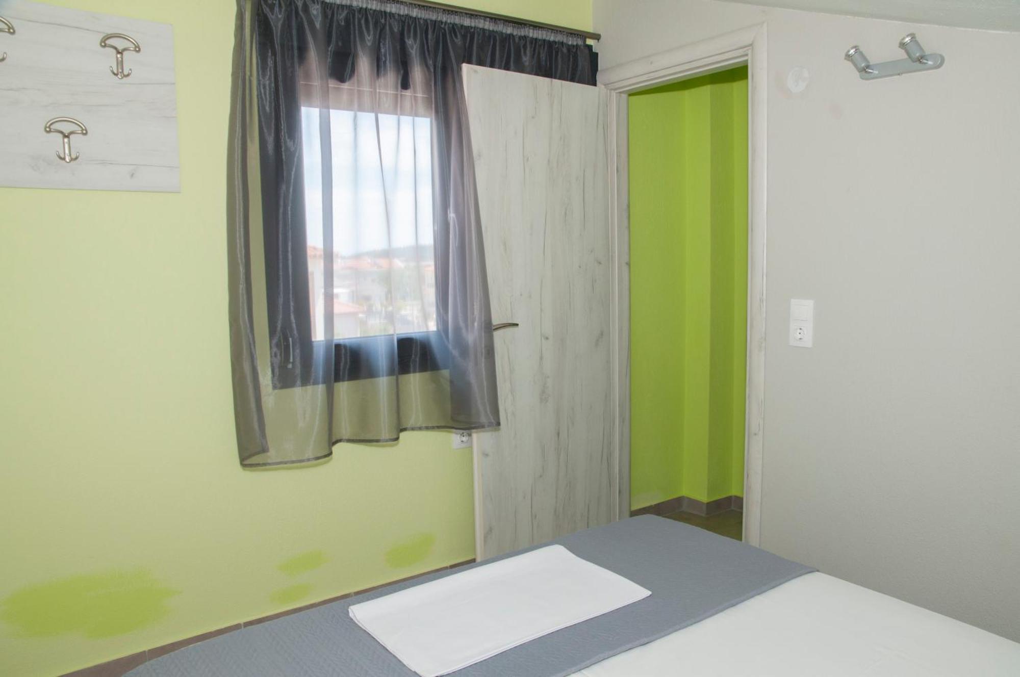 Ff Apartments Нікіті Екстер'єр фото